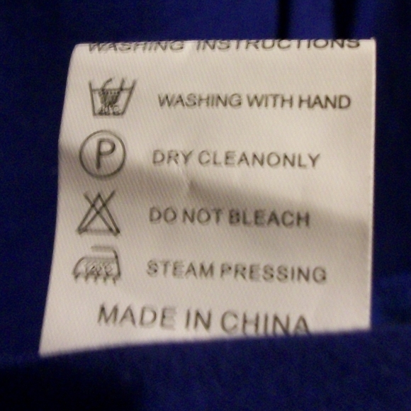 Dress Tells Blue Dress - Picture 7 of 8